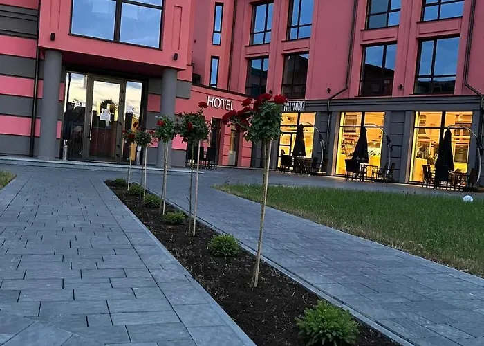 Готель Зефір